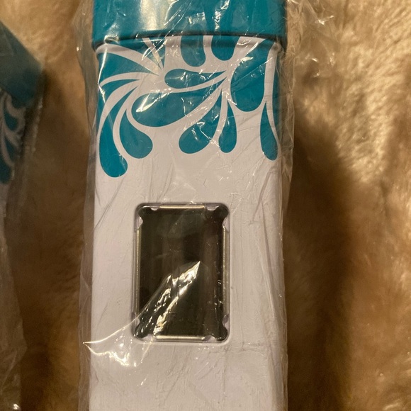 Stacking Tea Tin Collection - Picture 1 of 5